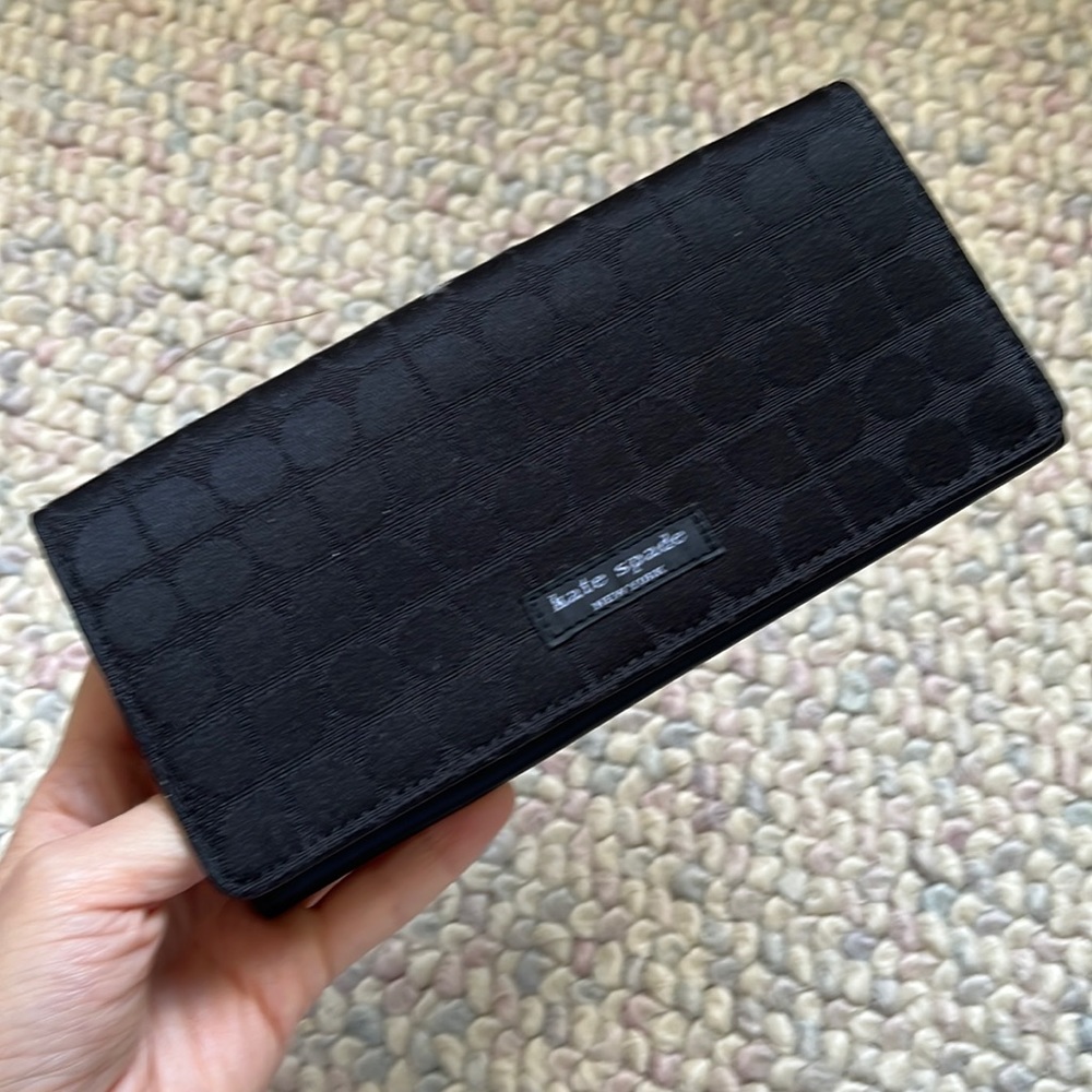 Kate Spade wallet, nwt
